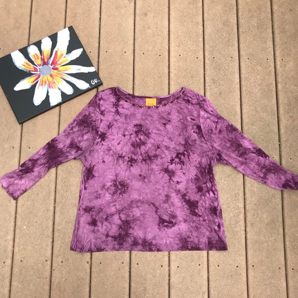 TIE DYE EMBELLISHED  3/4 SLEEVE TOP Ruby Rd - Picture 2 of 6